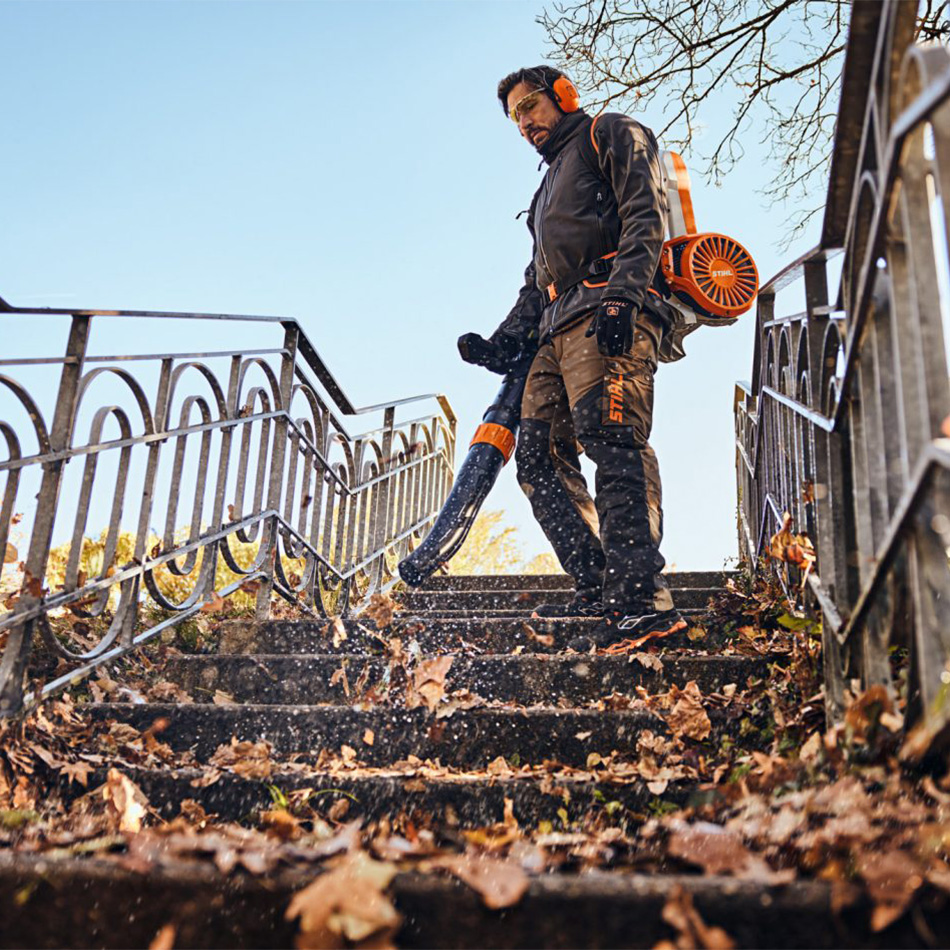 Produktabbildung: STIHL - BGA 300 ohne Akku und ohne Ladegerät