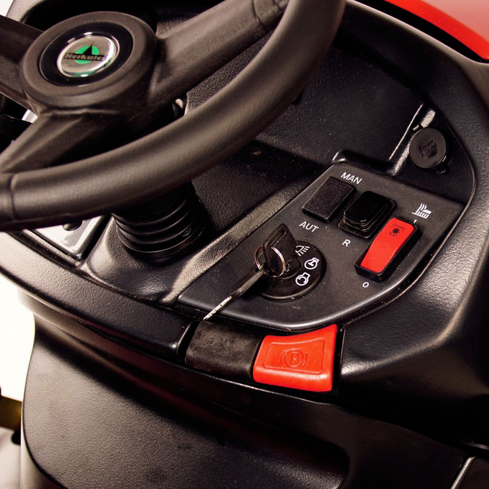 Produktabbildung: Herkules - HT 110-24 XD 4WD